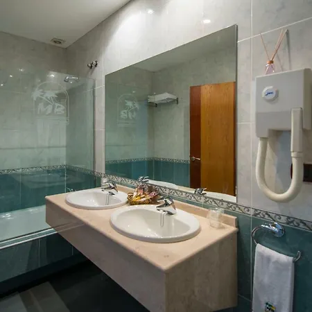 Bracancun Motel 3*