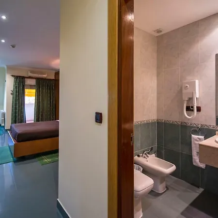 Motel Bracancun Aveleira